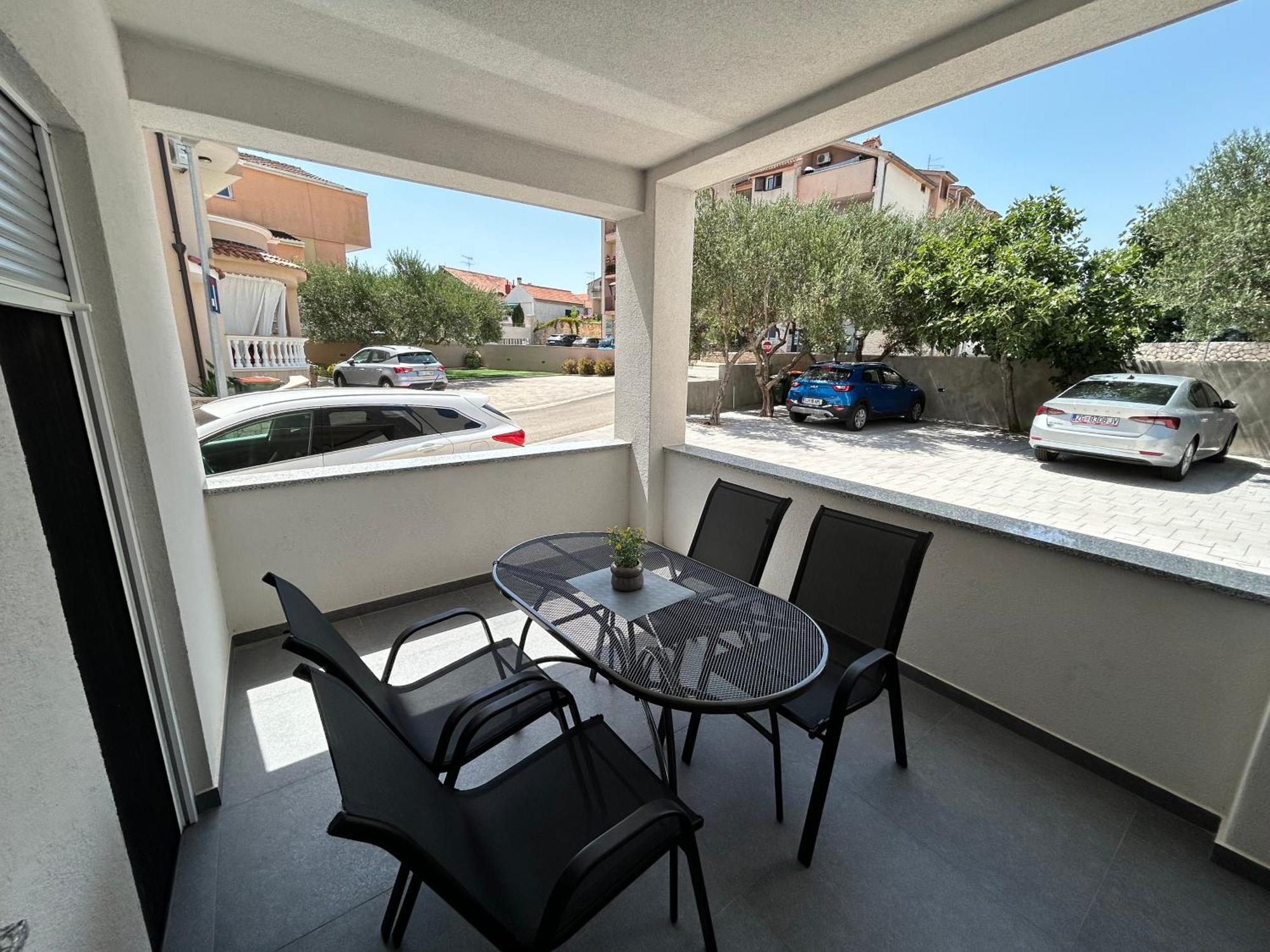 Apartments Dobrenic Vodice Exterior photo