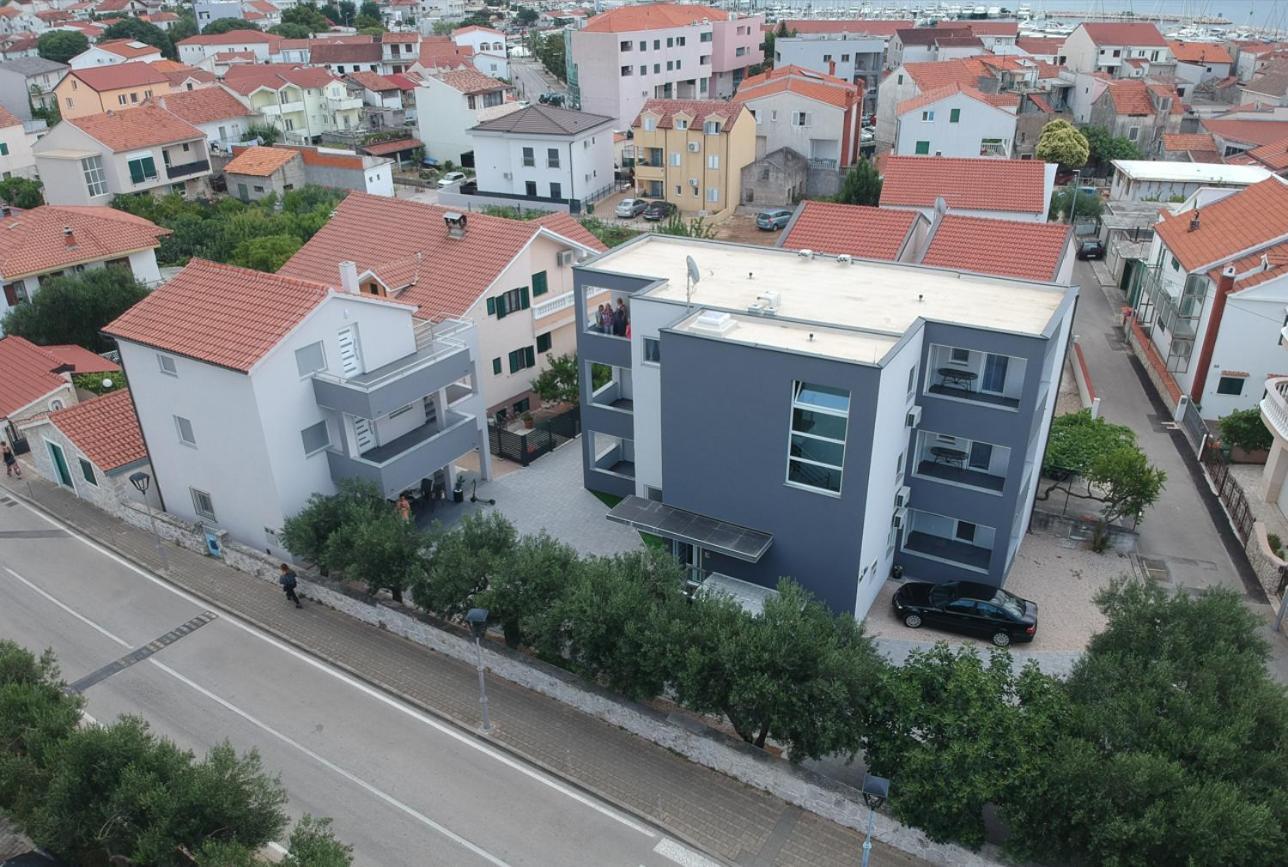 Apartments Dobrenic Vodice Exterior photo